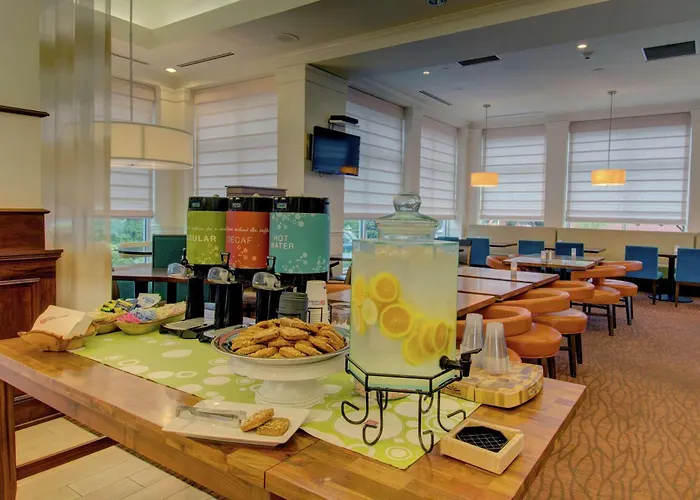 Hilton Garden Inn Norwalk
